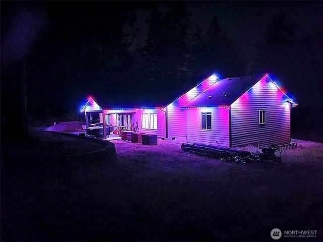 753 E Mason Benson Road, Grapeview, WA 98546