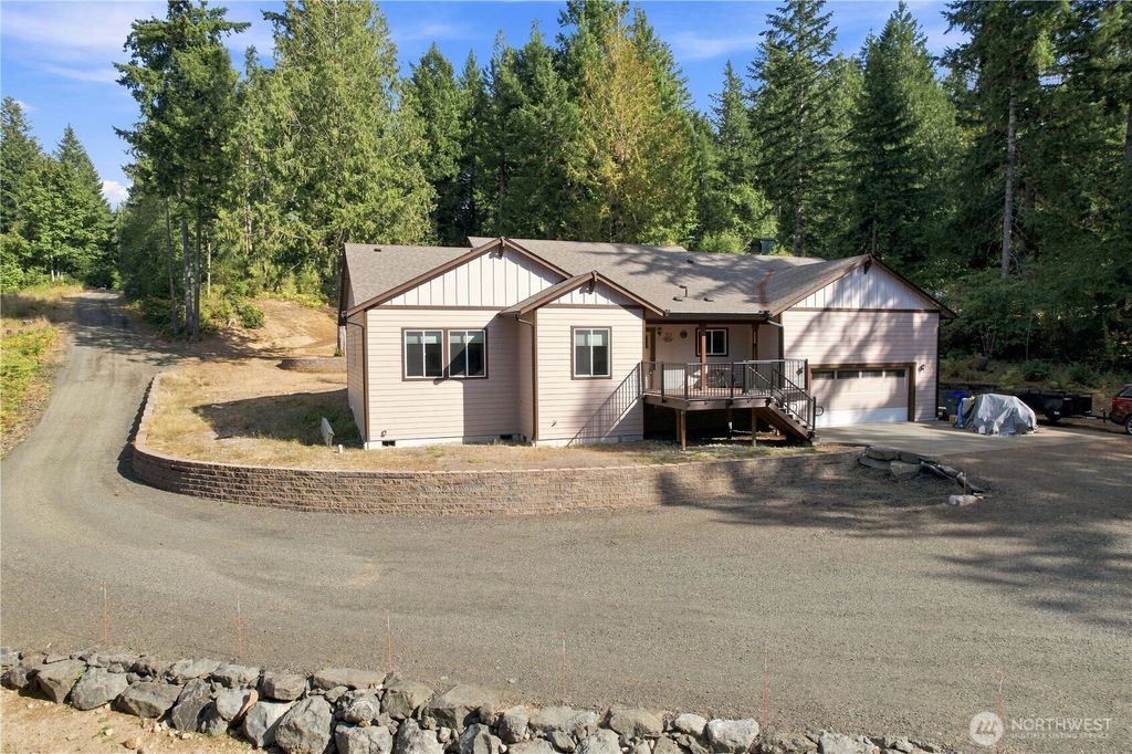 753 E Mason Benson Road, Grapeview, WA 98546