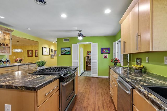 418 Northridge Dr, San Antonio, TX 78209