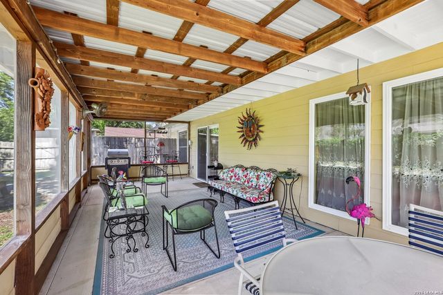 418 Northridge Dr, San Antonio, TX 78209