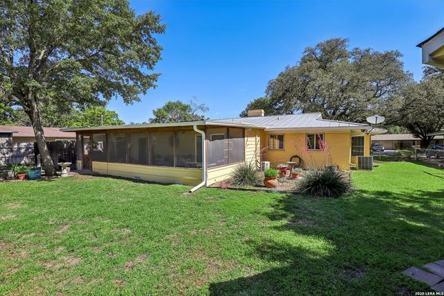 418 Northridge Dr, San Antonio, TX 78209