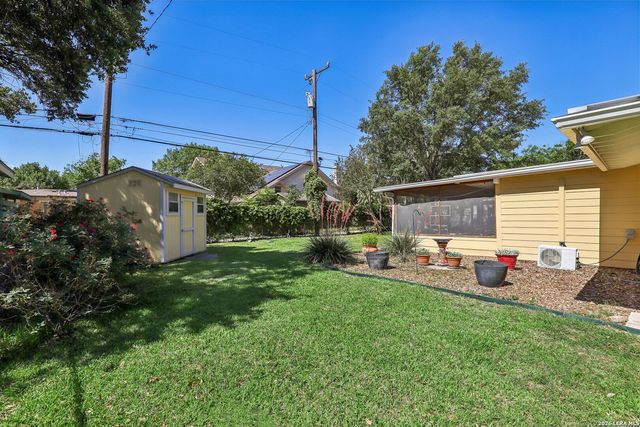 418 Northridge Dr, San Antonio, TX 78209