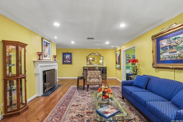 418 Northridge Dr, San Antonio, TX 78209