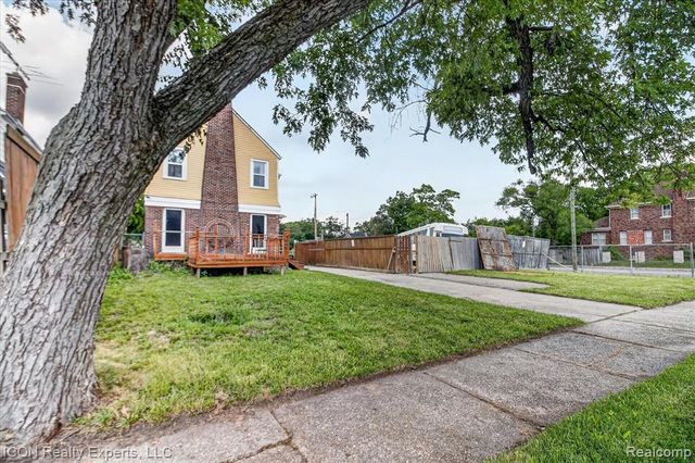 13417 Robson Street, Detroit, MI 48227