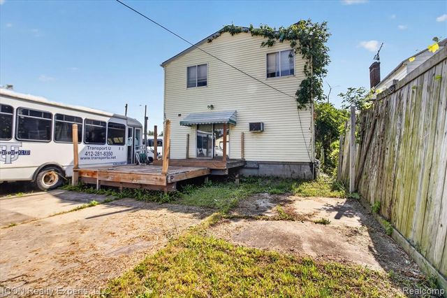 13417 Robson Street, Detroit, MI 48227