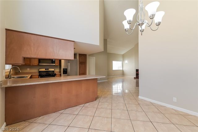 516 Laughlin Way, Las Vegas, NV 89110