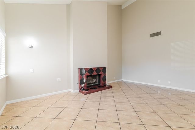 516 Laughlin Way, Las Vegas, NV 89110