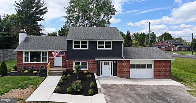 1554 PARK DR, Jamison, PA 18929