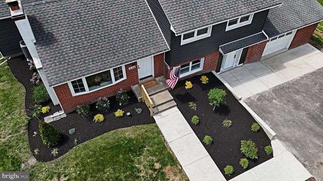 1554 PARK DR, Jamison, PA 18929