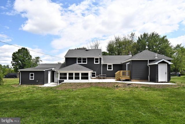 1554 PARK DR, Jamison, PA 18929