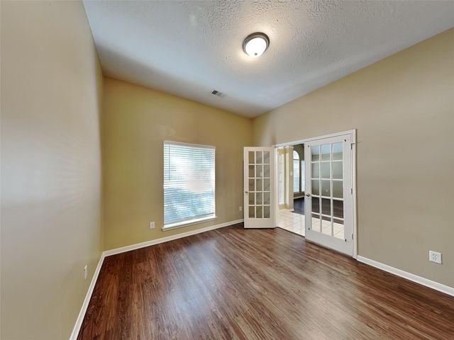 1907 W Welsford Drive, Spring, TX 77386