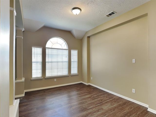 1907 W Welsford Drive, Spring, TX 77386