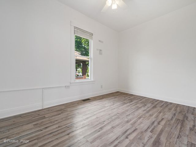 827 Thomas Avenue, Forest Park, IL 60130