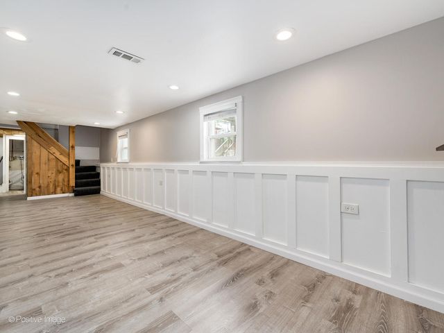 827 Thomas Avenue, Forest Park, IL 60130