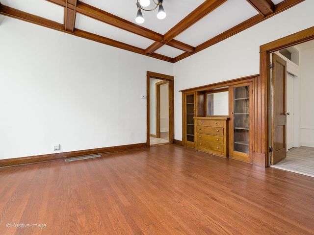 827 Thomas Avenue, Forest Park, IL 60130