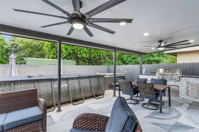 7031 NW 20th Avenue, Miami, FL 33147