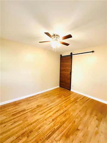 3500 Eagle Landing Drive, Snellville, GA 30039