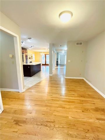 3500 Eagle Landing Drive, Snellville, GA 30039