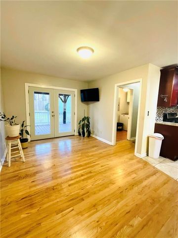 3500 Eagle Landing Drive, Snellville, GA 30039