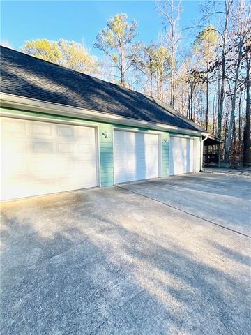 3500 Eagle Landing Drive, Snellville, GA 30039