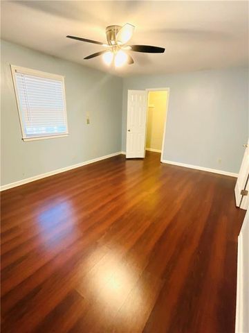 3500 Eagle Landing Drive, Snellville, GA 30039