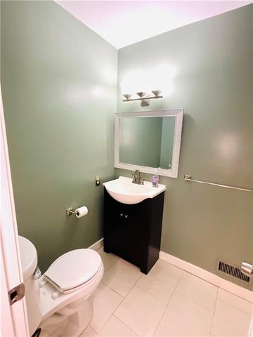 3500 Eagle Landing Drive, Snellville, GA 30039