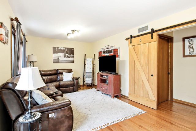 1713 Miller COURT, Lake Geneva, WI 53147