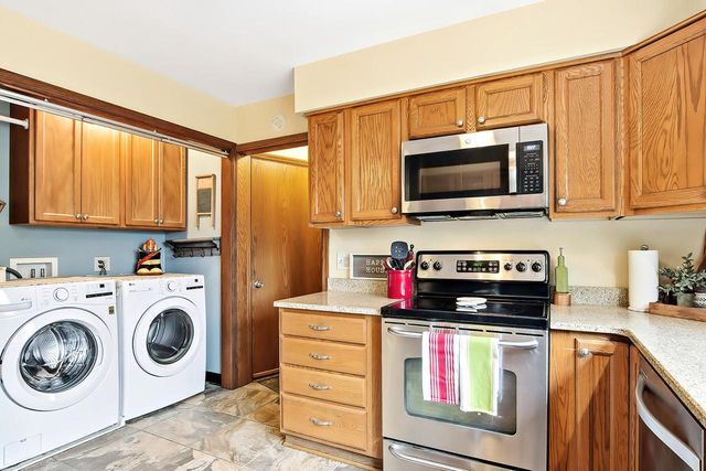 1713 Miller COURT, Lake Geneva, WI 53147