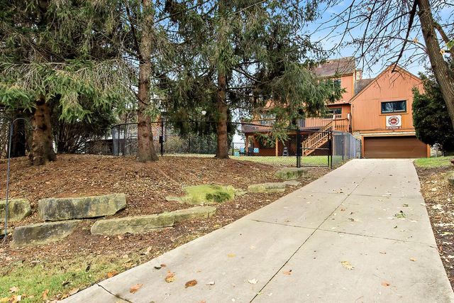 1713 Miller COURT, Lake Geneva, WI 53147