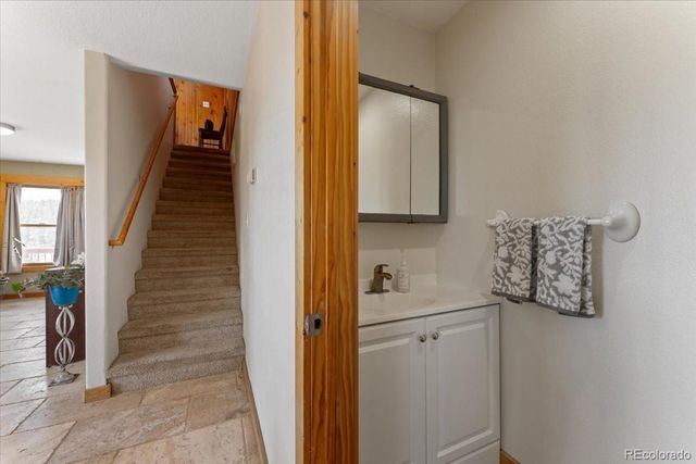 569 Gordon Court, Livermore, CO 80536