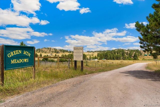 569 Gordon Court, Livermore, CO 80536