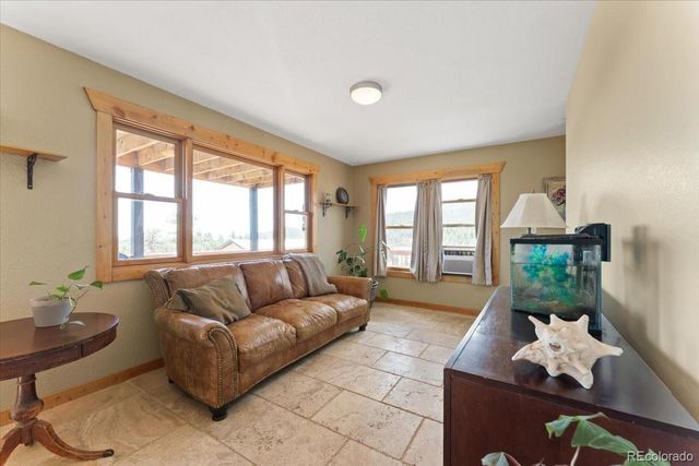 569 Gordon Court, Livermore, CO 80536