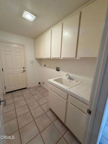 841 Rosebud Drive, Oxnard, CA 93036