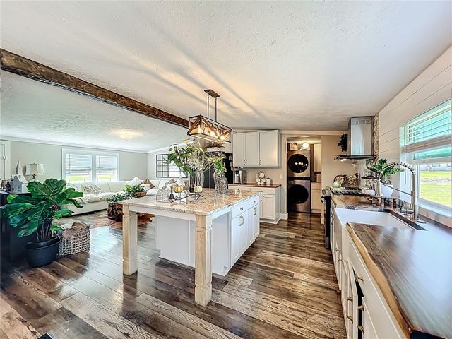 8507 STRAWBERRY FIELDS COURT, Howey In The Hills, FL 34737