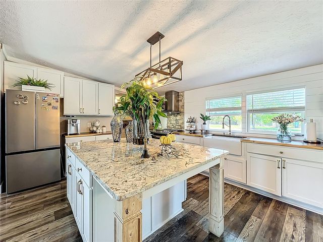 8507 STRAWBERRY FIELDS COURT, Howey In The Hills, FL 34737