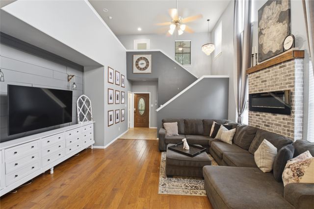1232 Hayden Lane, Savannah, TX 76227