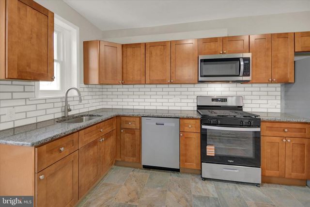 517 W 5TH ST, Pennsburg, PA 18073