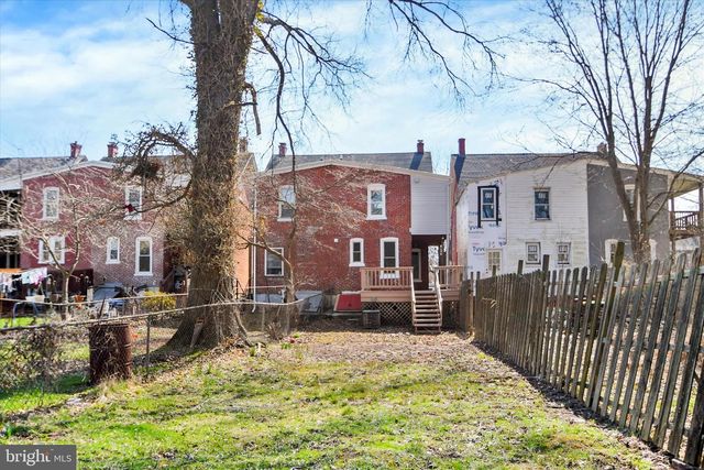 517 W 5TH ST, Pennsburg, PA 18073