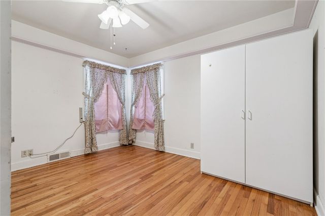 231 N Monroe St, Lisbon, IA 52253