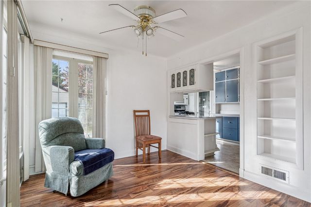 231 N Monroe St, Lisbon, IA 52253