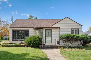 231 N Monroe St, Lisbon, IA 52253