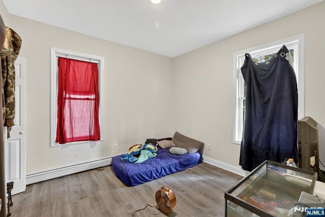 78 Treacy Avenue, Newark, NJ 07108