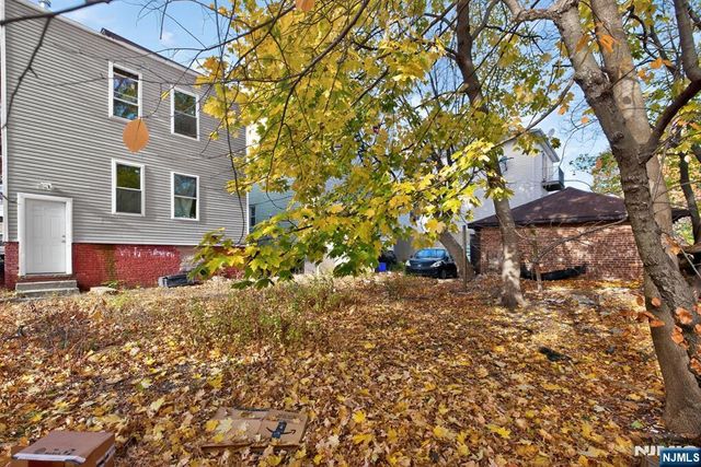 78 Treacy Avenue, Newark, NJ 07108