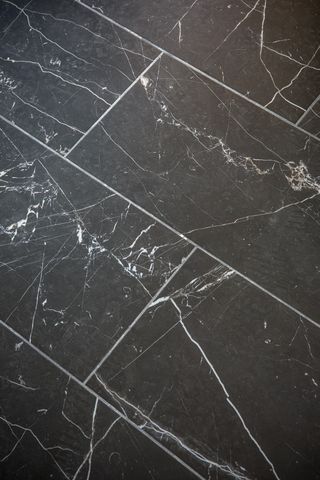 872 Vienna Way, East Bay Twp, MI 49696