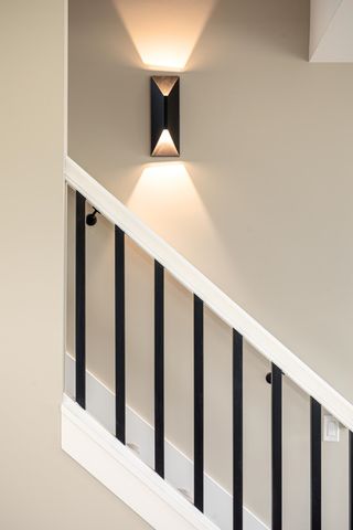 872 Vienna Way, East Bay Twp, MI 49696