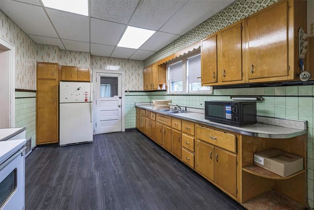 1350 E 7 Street, Erie, PA 16503