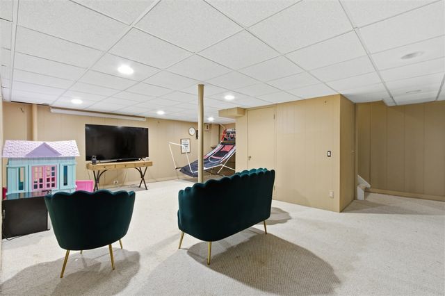 38457 James Drive, Clinton Township, MI 48036