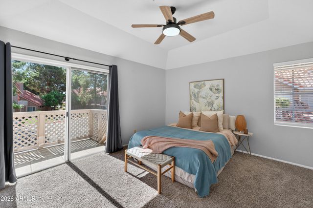 1633 E LAKESIDE Drive 25, Gilbert, AZ 85234