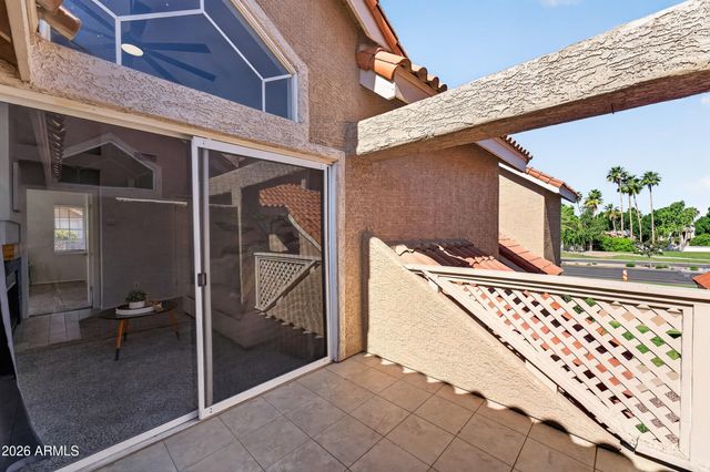 1633 E LAKESIDE Drive 25, Gilbert, AZ 85234