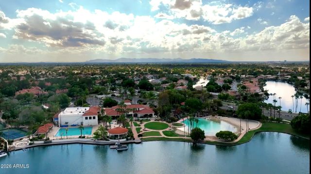 1633 E LAKESIDE Drive 25, Gilbert, AZ 85234